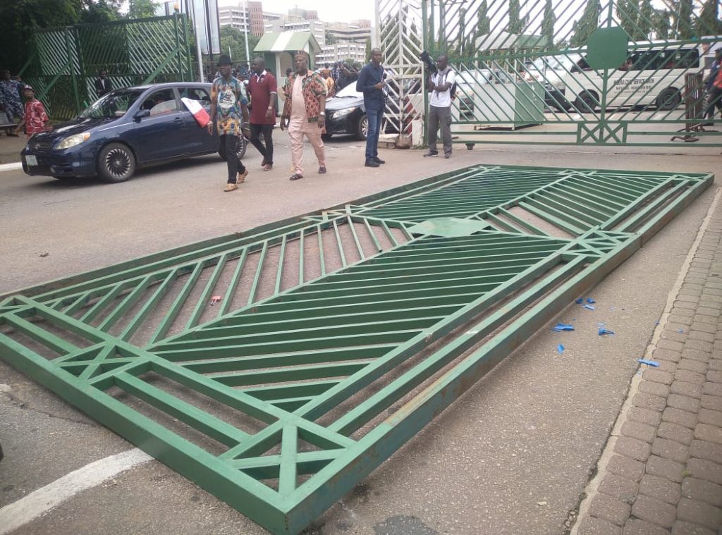 Protesters break down National Assembly Gate NASS-Gate-Pulled-Down