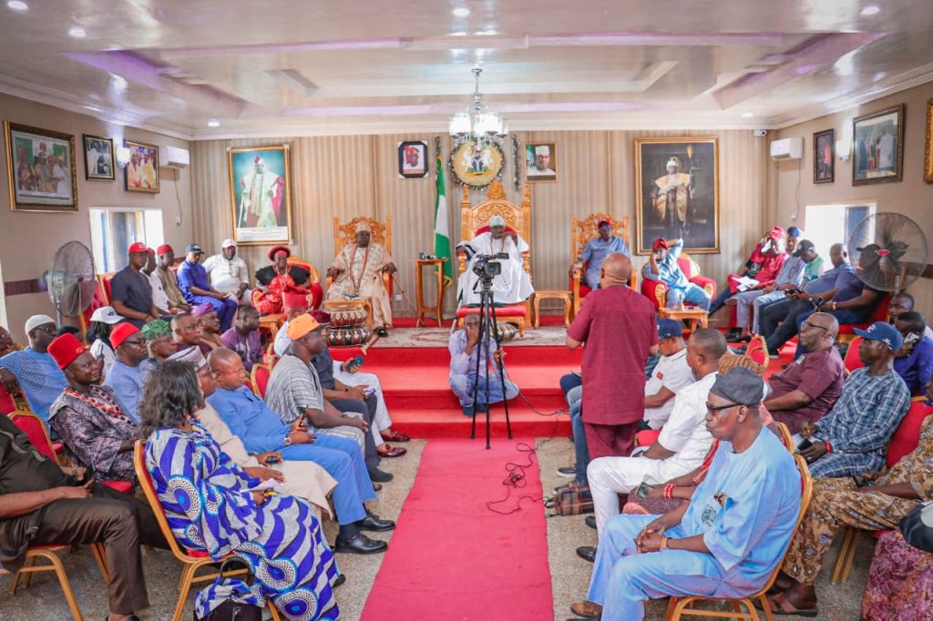 Okun traditional rulers