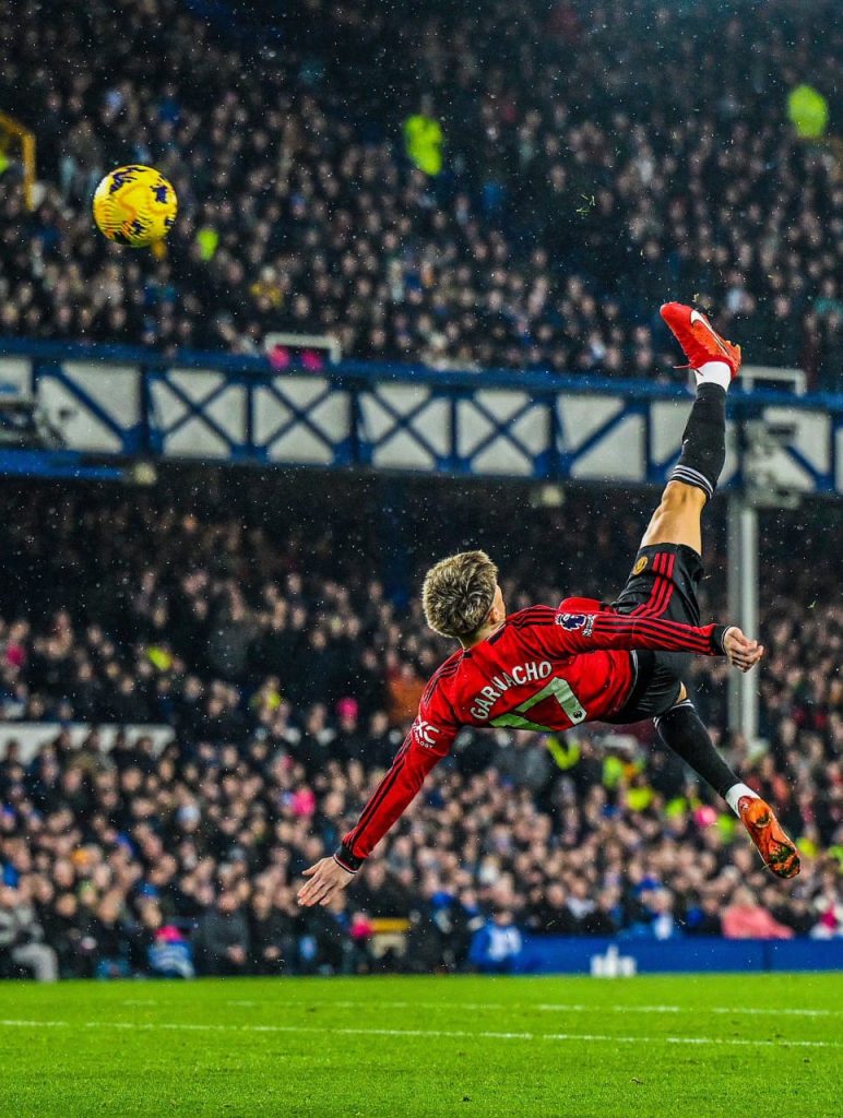 Garnacho’s Wonder Goal Helps Manchester United Beat Everton Alejandro Garnacho