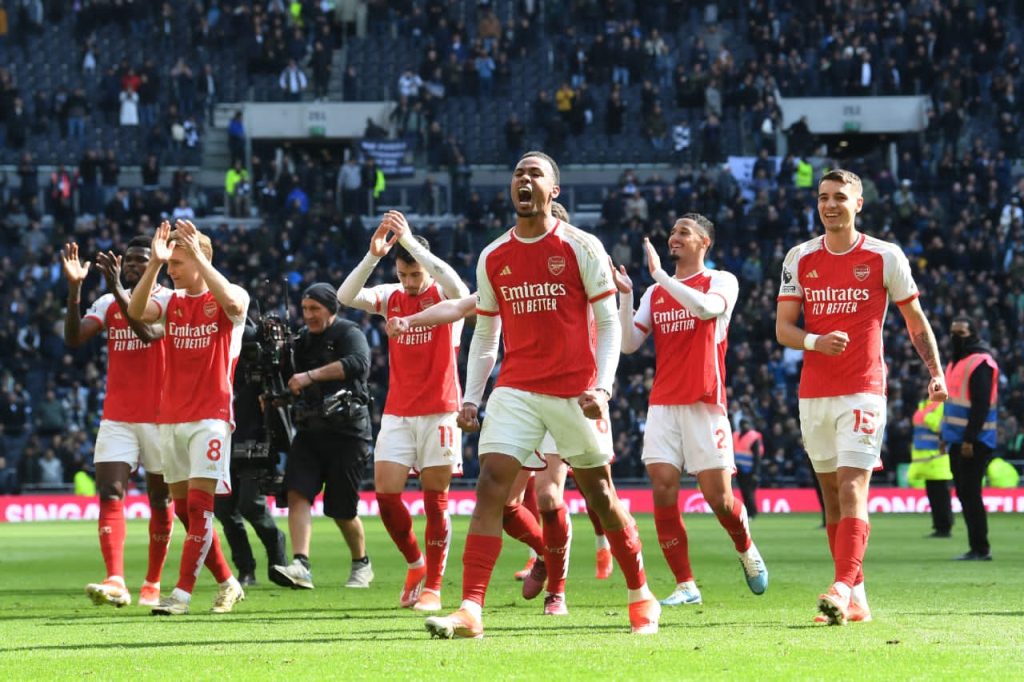 Premier League: Arsenal Overcome Bournemouth To Maintain Title Push Arsenal-players