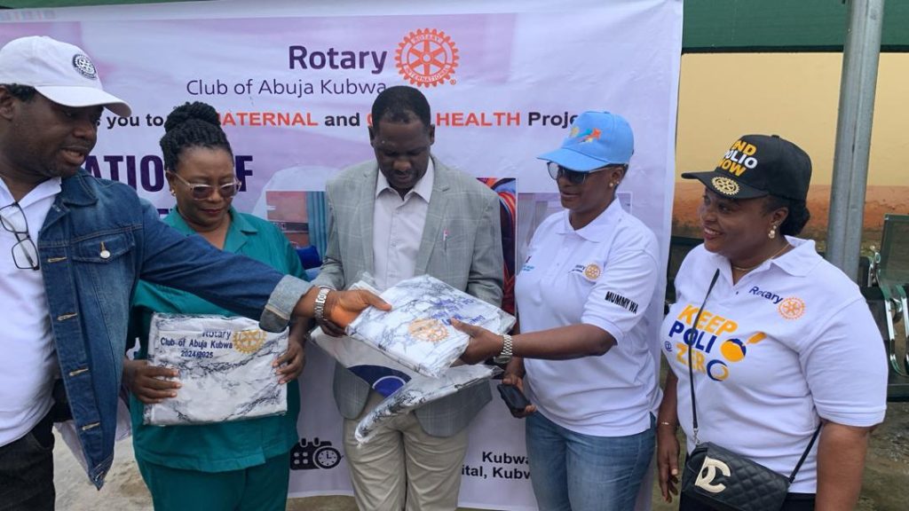 Rotary Club donates basic child healthcare items to Kubwa hospital Rotary-Kubwa-Hospital-Donation