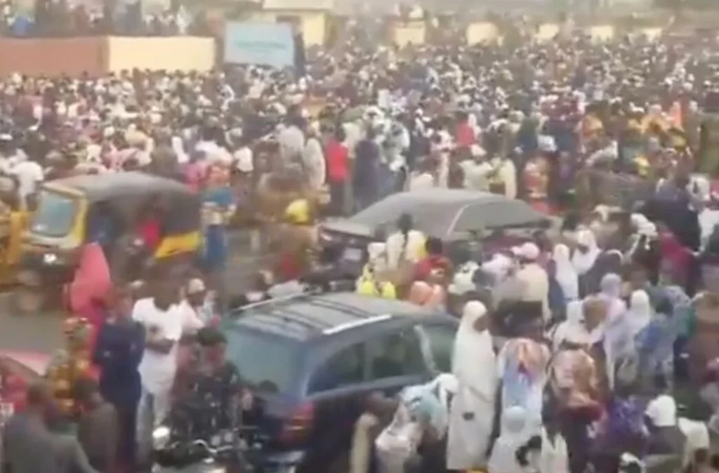 Ibadan Stampede: Organisers of Children Funfair Arrested – Makinde Ibadan-carnival-stampede