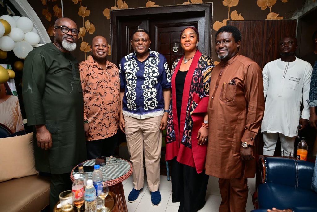 Gov Otu, Wife, APC Chairman Welcome PDP Dep. Guber Candidate, Emana To APC Gov-Otu-cross river-defection
