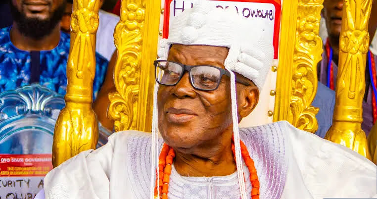 Late Olubadan buried with full military honours Olubadan- Oba, Olakulehin