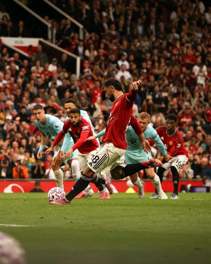 EPL: Fernandes scores late winner as Manchester United beat Burnley