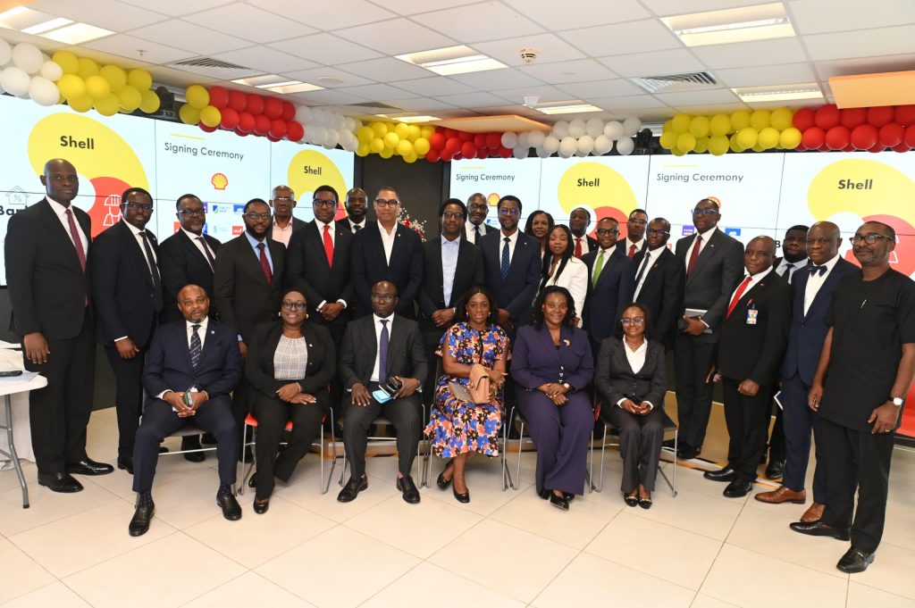 Shell, Banks Launch $3 billion Contractor Support Fund Shell, Banks Contractor Support Fund